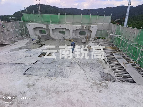 连续梁绳锯切割拆除