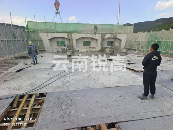 连续梁绳锯切割拆除